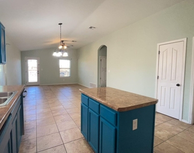 12052 Copper Head Lane - Photo Thumbnail 7