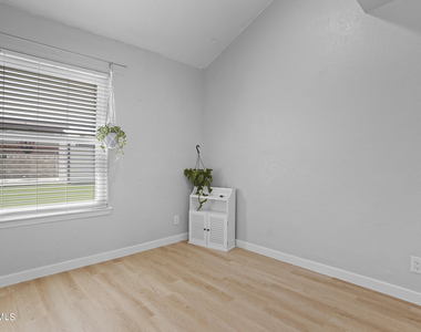 6640 Star Of India Lane - Photo Thumbnail 14