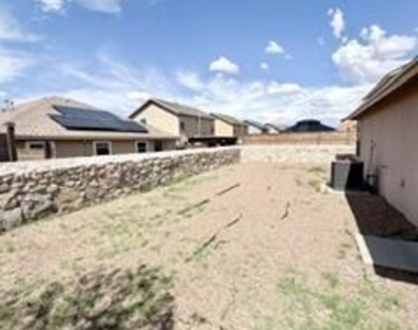 6229 Lovebird Lane - Photo Thumbnail 19