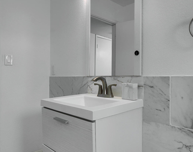 9709 Vallarta Drive - Photo Thumbnail 22
