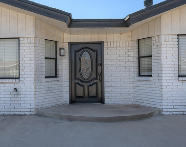 9709 Vallarta Drive - Photo Thumbnail 5