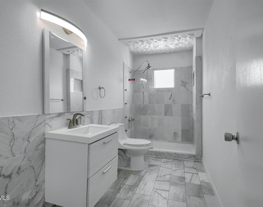 9709 Vallarta Drive - Photo Thumbnail 21
