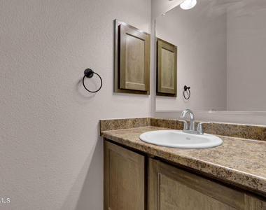 450 Hc Gilbert Minjares Drive - Photo Thumbnail 5