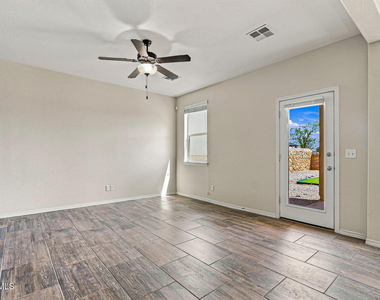 14760 Boer Trail Avenue - Photo Thumbnail 12