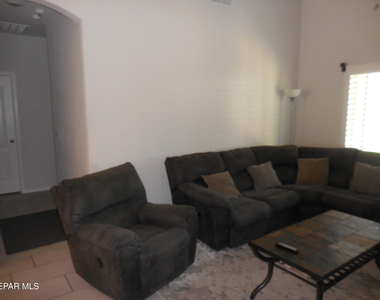 12808 Epsom Drive - Photo Thumbnail 7