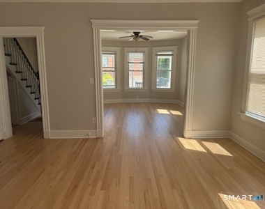 86 Cottage Avenue - Photo Thumbnail 3