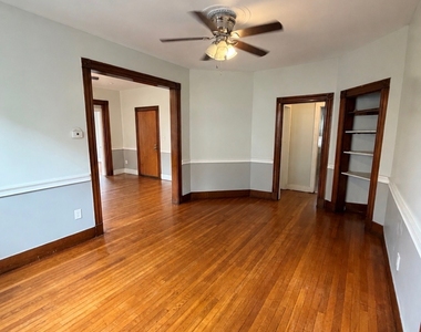 461 Howard Avenue - Photo Thumbnail 3