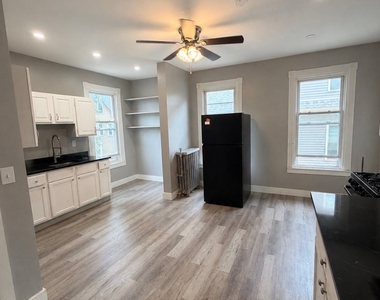 461 Howard Avenue - Photo Thumbnail 1