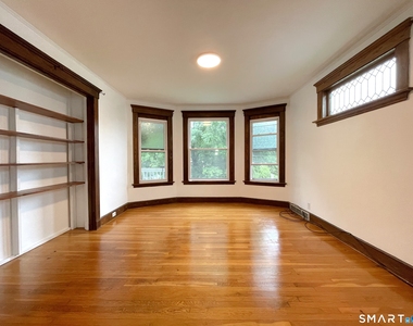 366 Central Avenue - Photo Thumbnail 3