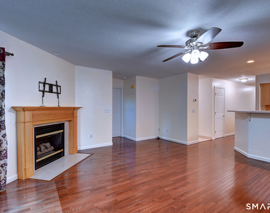 51 Florence Way - Photo Thumbnail 13
