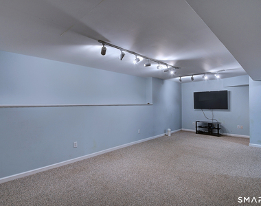 51 Florence Way - Photo Thumbnail 30