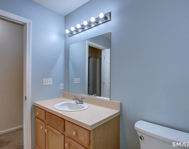 51 Florence Way - Photo Thumbnail 28