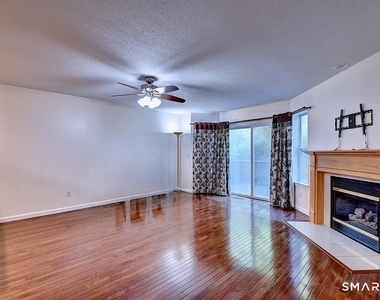 51 Florence Way - Photo Thumbnail 15