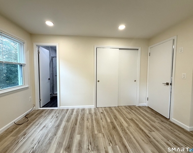 299 Villa Avenue - Photo Thumbnail 7