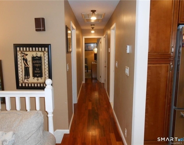 63 Rocks Road - Photo Thumbnail 8