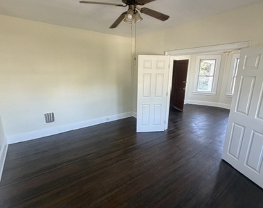 764 Ellsworth Street - Photo Thumbnail 5