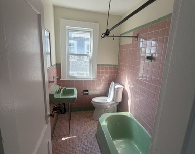 764 Ellsworth Street - Photo Thumbnail 2