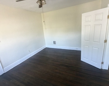 764 Ellsworth Street - Photo Thumbnail 11