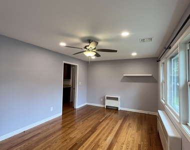 26 Stillson Road - Photo Thumbnail 3