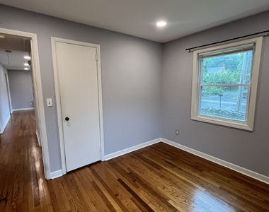 26 Stillson Road - Photo Thumbnail 10