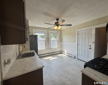 73 Brooklawn Street - Photo Thumbnail 4