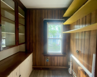261 Wakelee Avenue - Photo Thumbnail 5
