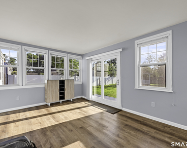 114 Randal Avenue - Photo Thumbnail 16