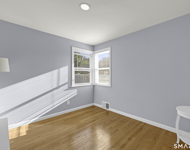 114 Randal Avenue - Photo Thumbnail 10