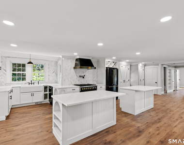 541 South Street - Photo Thumbnail 7