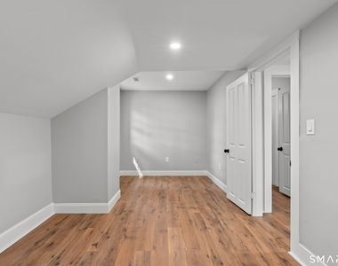 541 South Street - Photo Thumbnail 29