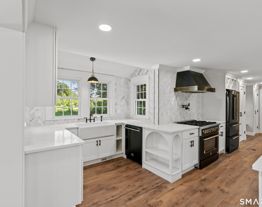 541 South Street - Photo Thumbnail 11