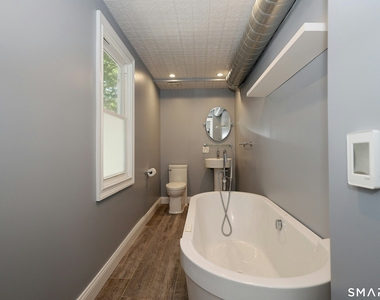 15 Maple Shade Road - Photo Thumbnail 16