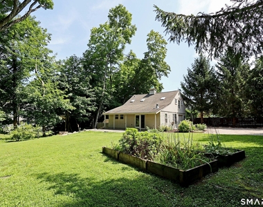 15 Maple Shade Road - Photo Thumbnail 2