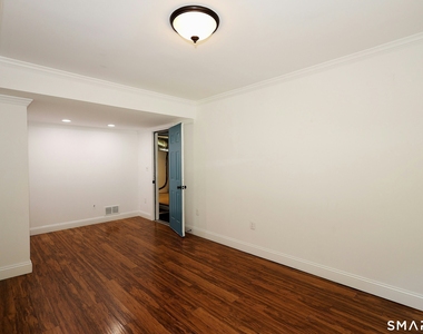 15 Maple Shade Road - Photo Thumbnail 31