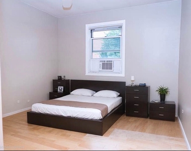634 Lexington Avenue - Photo Thumbnail 2