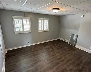 811 Sebring Ave - Photo Thumbnail 6