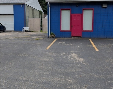 1330 Hayden - Photo Thumbnail 1