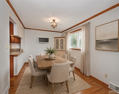 1460 Mohican Dr - Photo Thumbnail 18