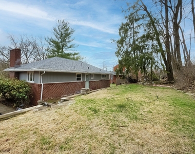 1460 Mohican Dr - Photo Thumbnail 15