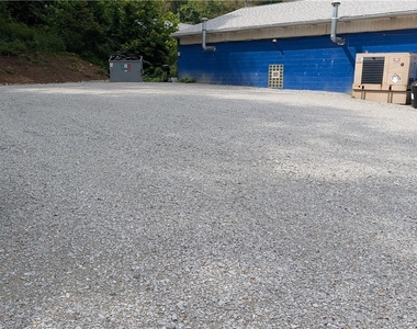 1360 Hayden - Photo Thumbnail 2