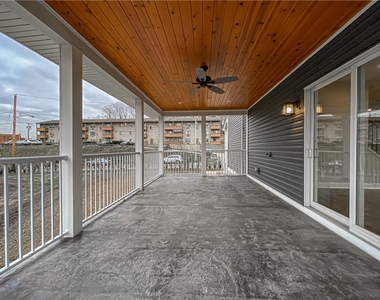 1827 Chessland Street - Photo Thumbnail 8