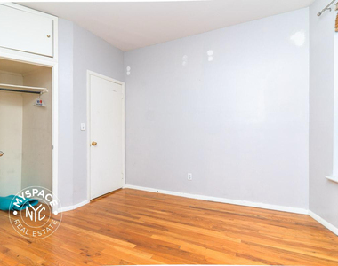 302 Hooper Street - Photo Thumbnail 5