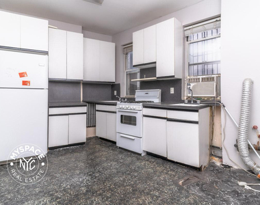302 Hooper Street - Photo Thumbnail 2