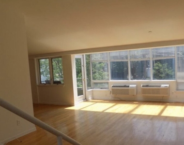 237 Great Neck Road - Photo Thumbnail 8