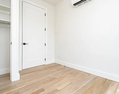 193 Graham Avenue - Photo Thumbnail 5