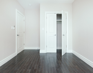 439 Knickerbocker Ave - Photo Thumbnail 5