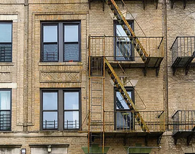 1598 Pacific St - Photo Thumbnail 1