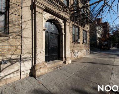 203 17th St - Photo Thumbnail 2