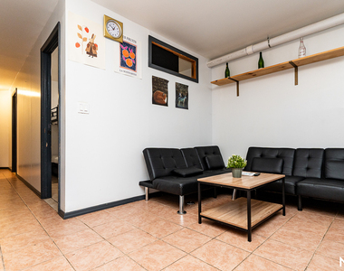 371 Kosciuszko St - Photo Thumbnail 6