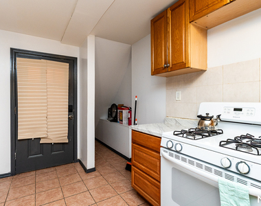 371 Kosciuszko St - Photo Thumbnail 5